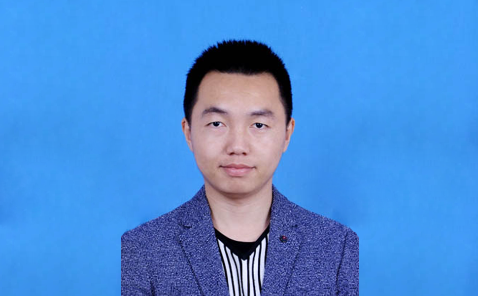 李刚.png
